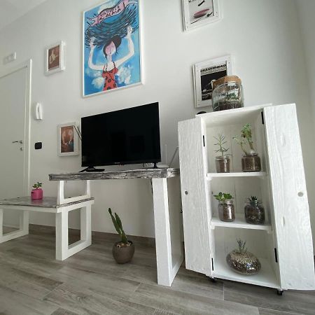 레체 La Casa Di Nina B&B 외부 사진