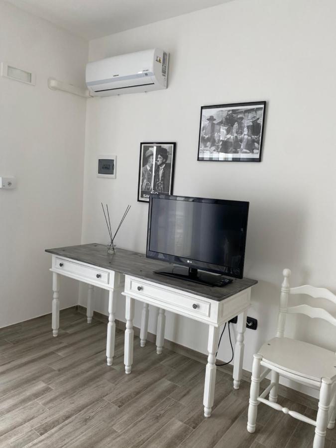 레체 La Casa Di Nina B&B 외부 사진