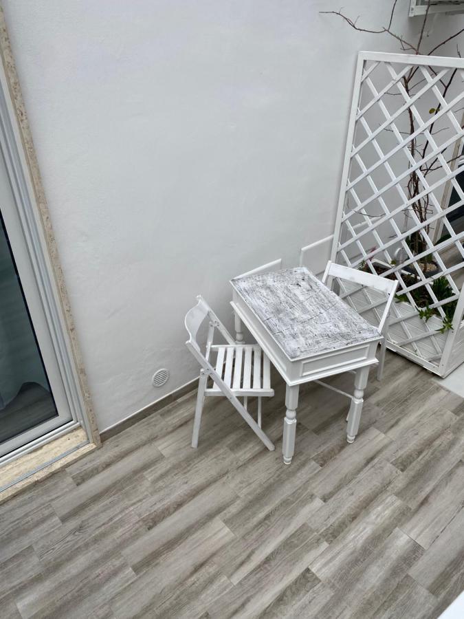 레체 La Casa Di Nina B&B 외부 사진