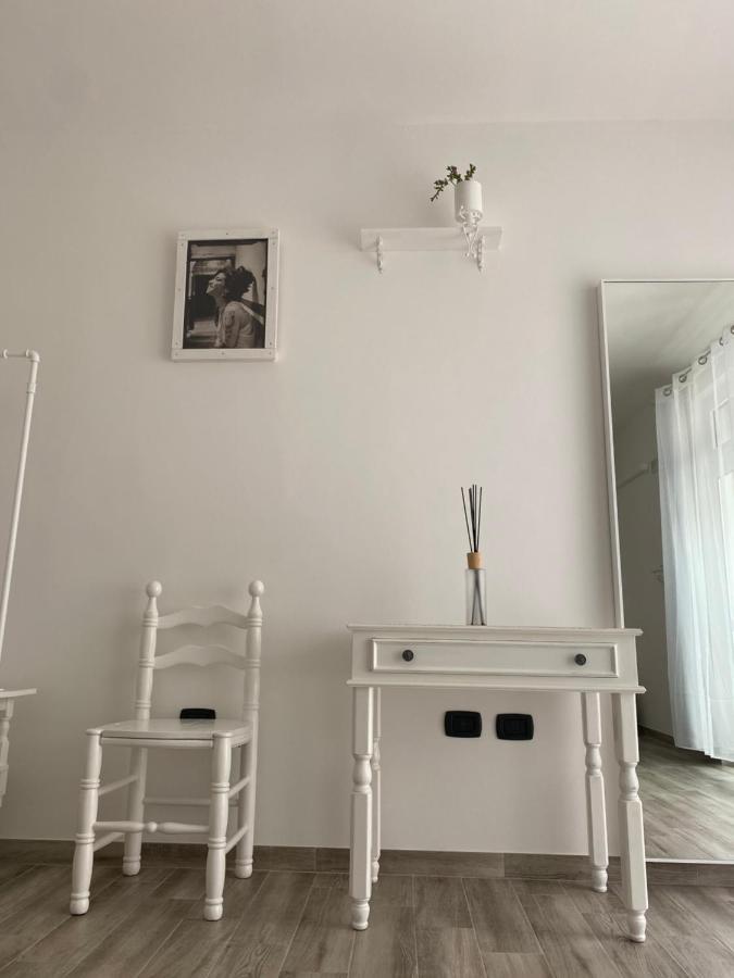 레체 La Casa Di Nina B&B 외부 사진