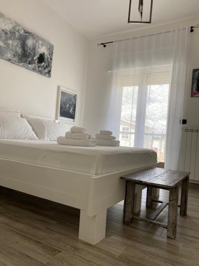 레체 La Casa Di Nina B&B 외부 사진