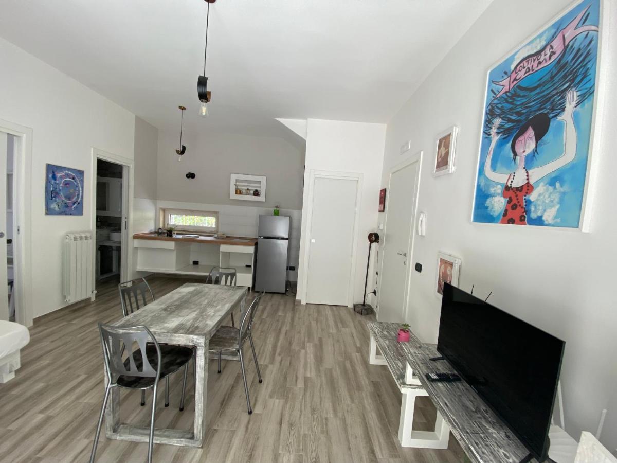 레체 La Casa Di Nina B&B 외부 사진